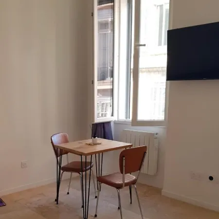 Central And Comfortable Studio, Near Train Station Marseille Exterior photo
