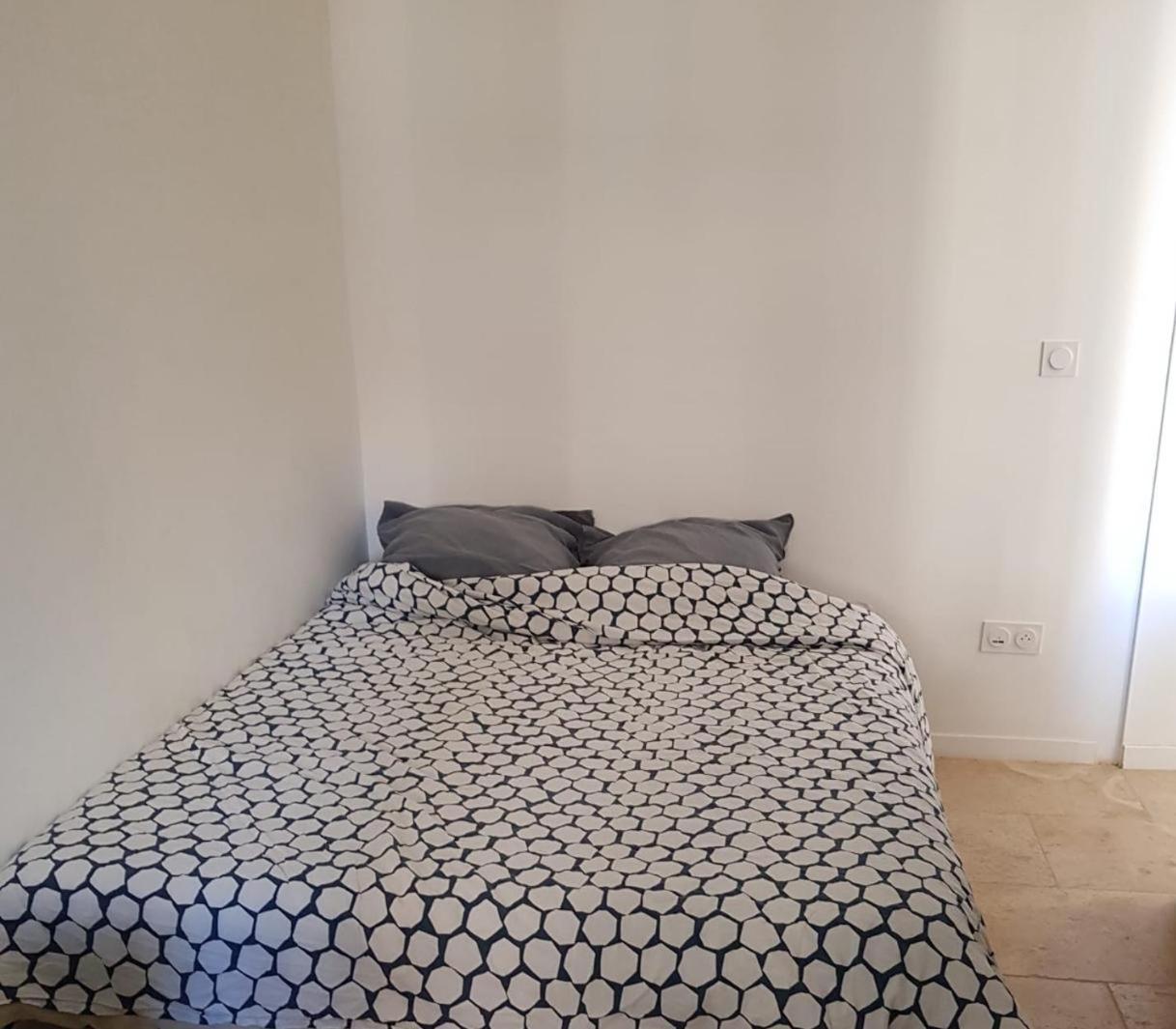 And Comfortable Studio, Near Train Station Appartamento Marsiglia